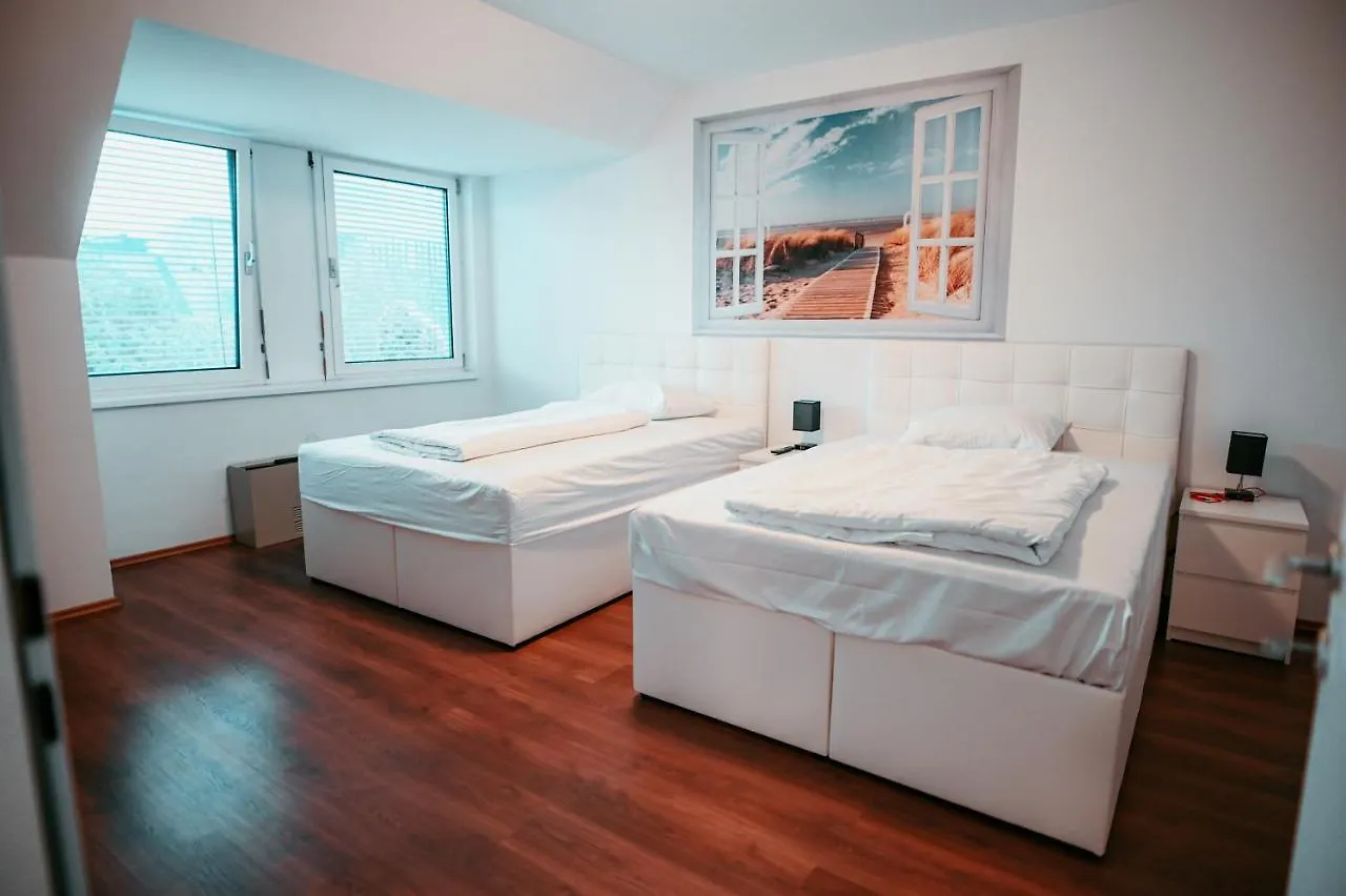 Vienna Shopping Center 14 Apartment location